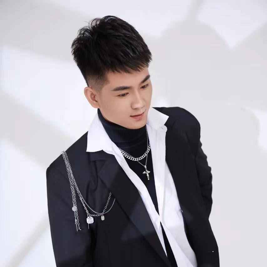 彤家天浩🎤请多关照