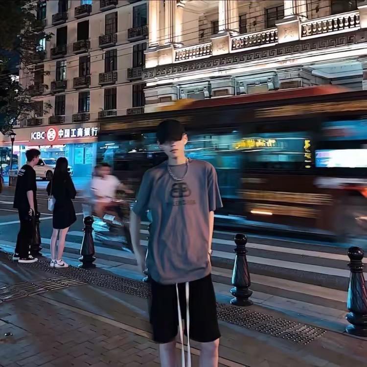 Liu