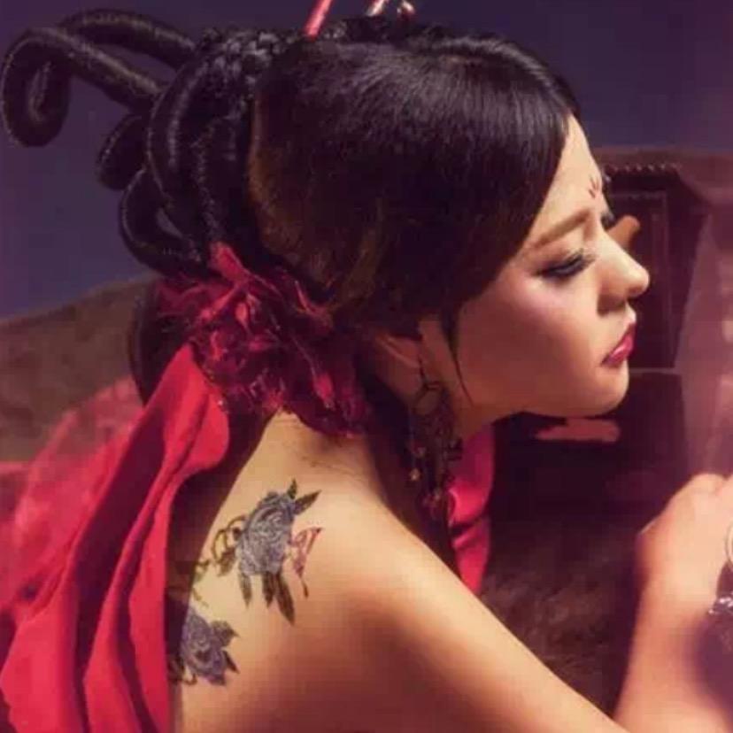 ^_^落笔葬相思^_^