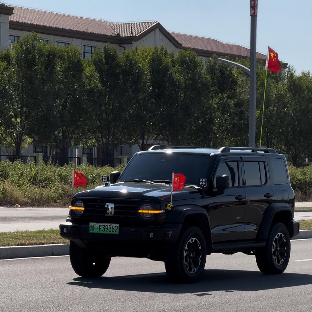 帅弟爱玩车🚗 𝑻𝓪𝓷𝓴