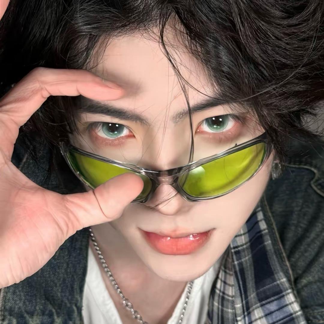 𝑫𝒂𝒓𝒍𝒊𝒏𝒈