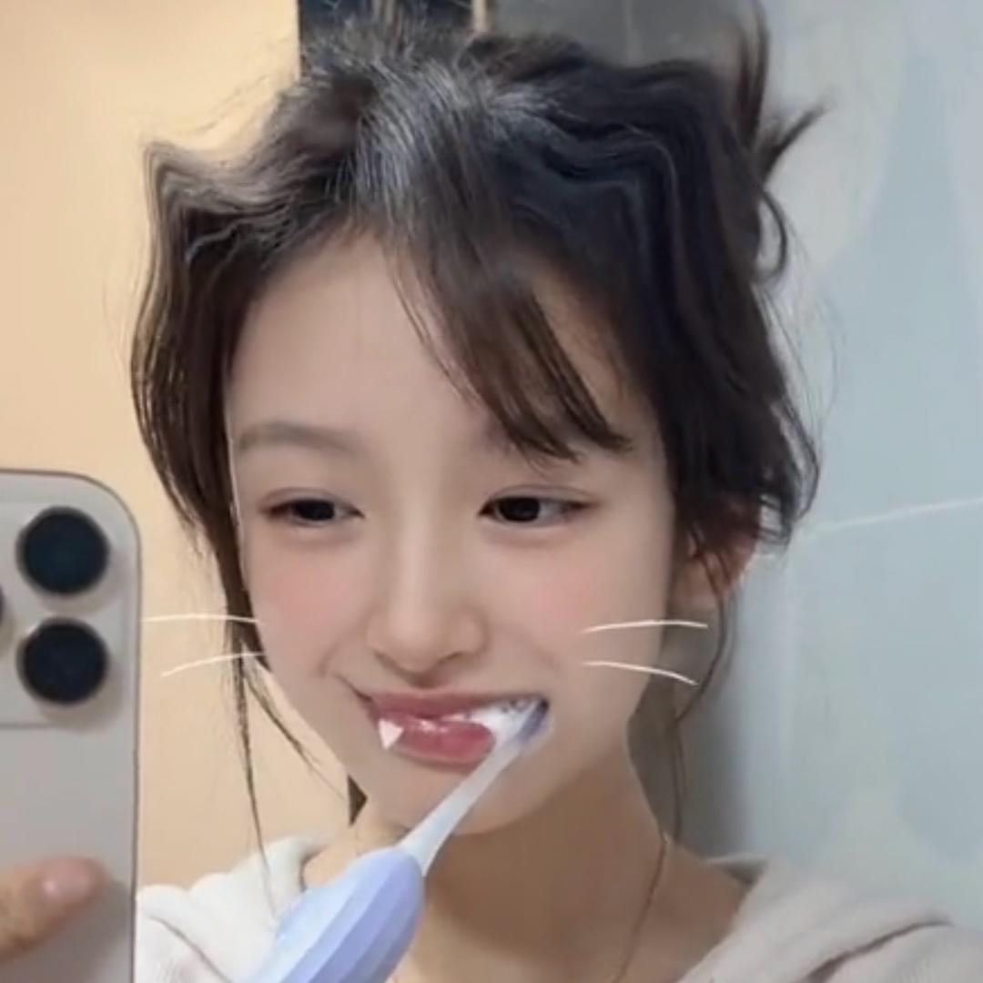 云层中的燕子🐦‍⬛