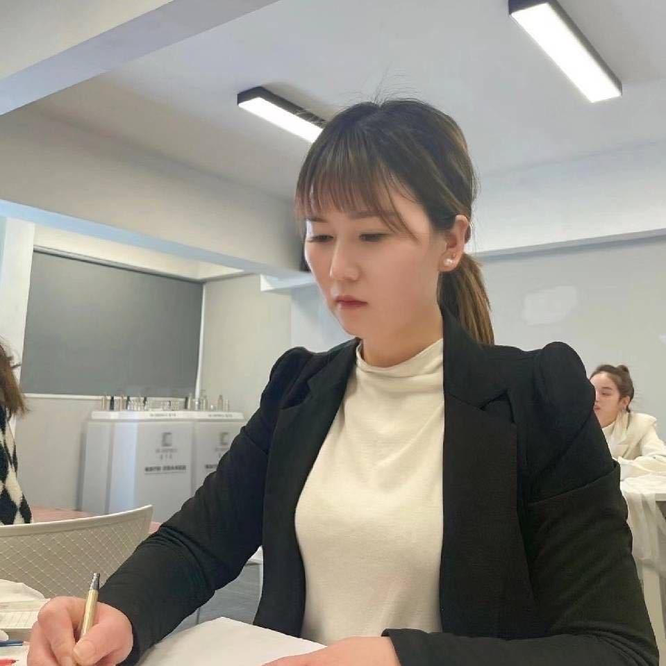 .彩霞姐姐