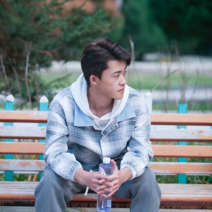 小崇毅