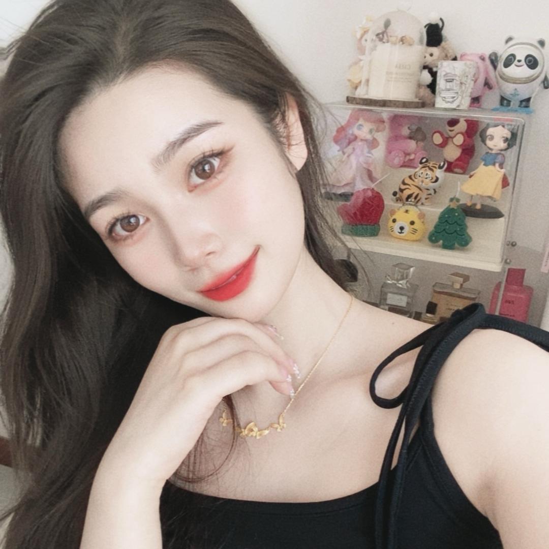 拎着舞鞋的美人鱼🧜‍♀️