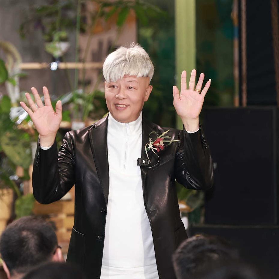 霞湖世家官方旗舰店直播间