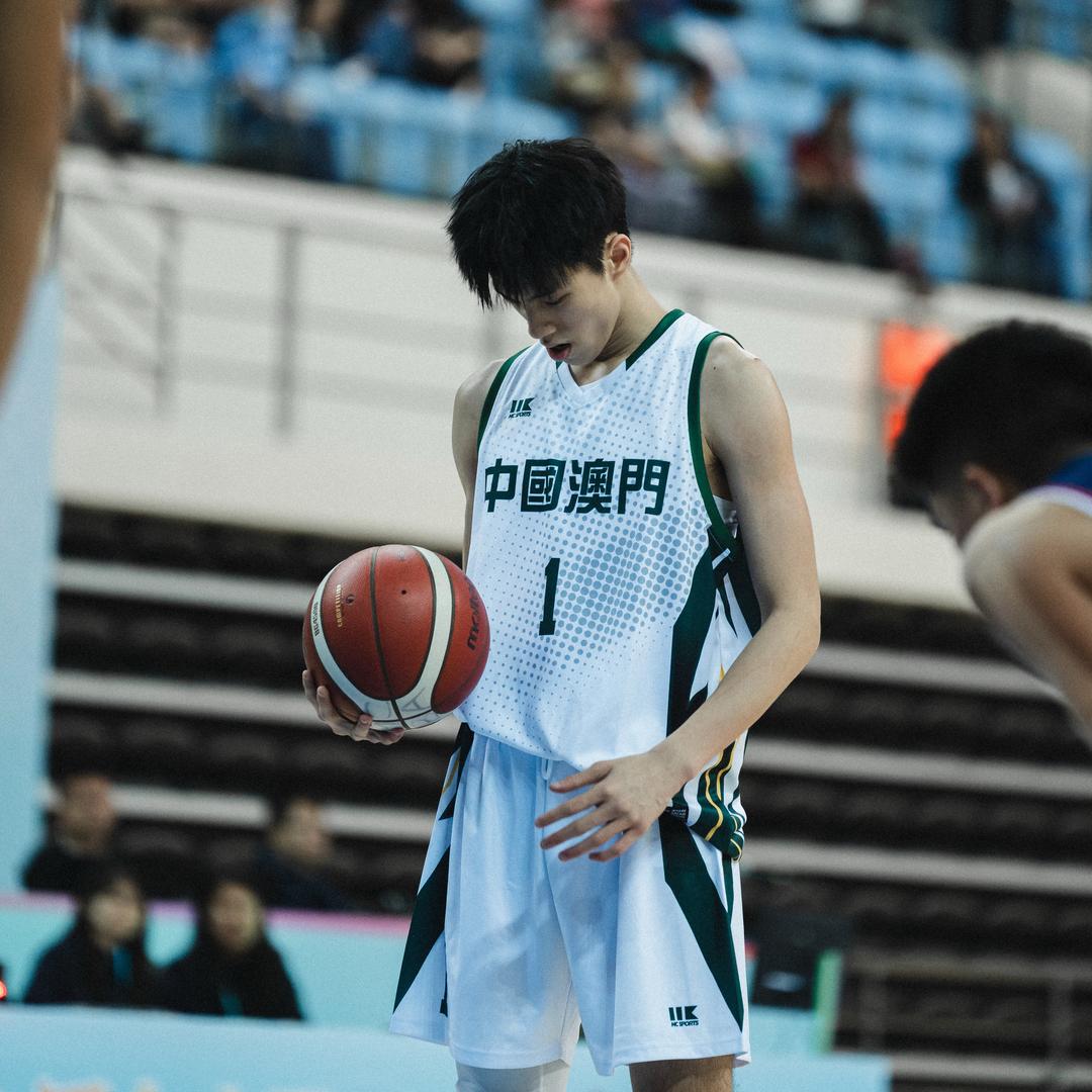 _李翔