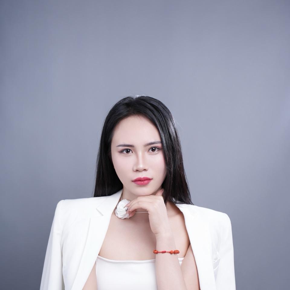 纳萱米美肤何姐姐