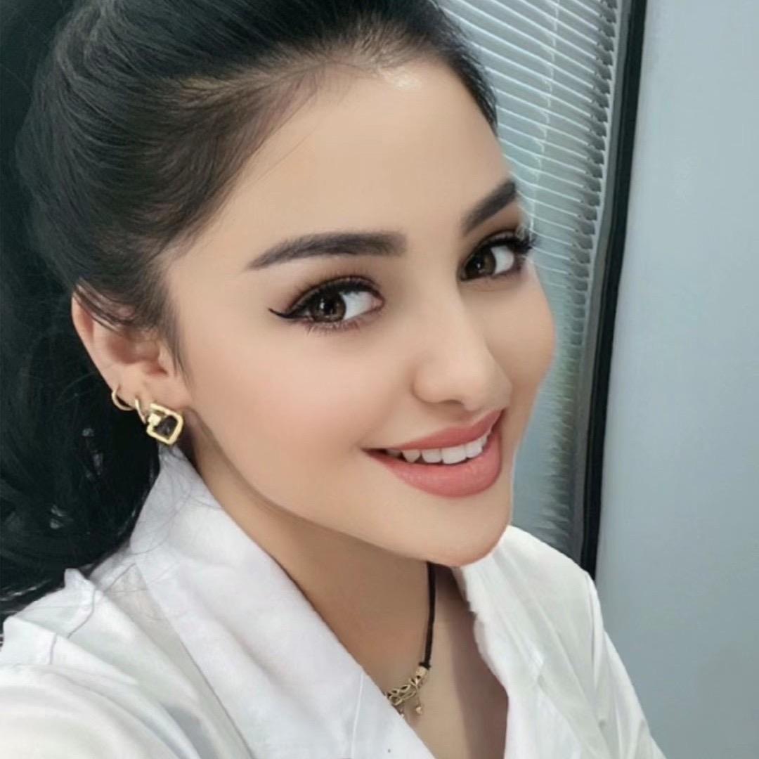 Nazira蒂丽娜自热