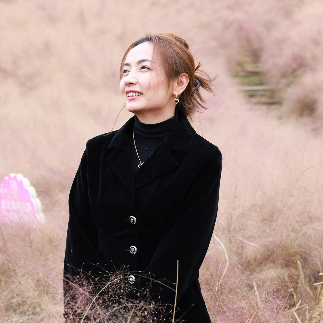 露露🌻🌻🌻