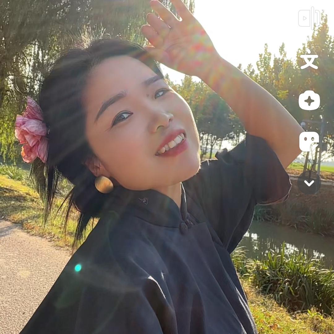 段彩莉 《顺弟团队招人》@抖音