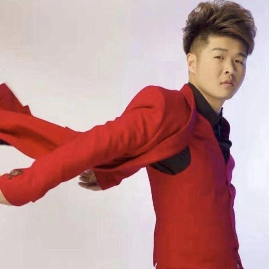 郓城烫发专家～刘贺