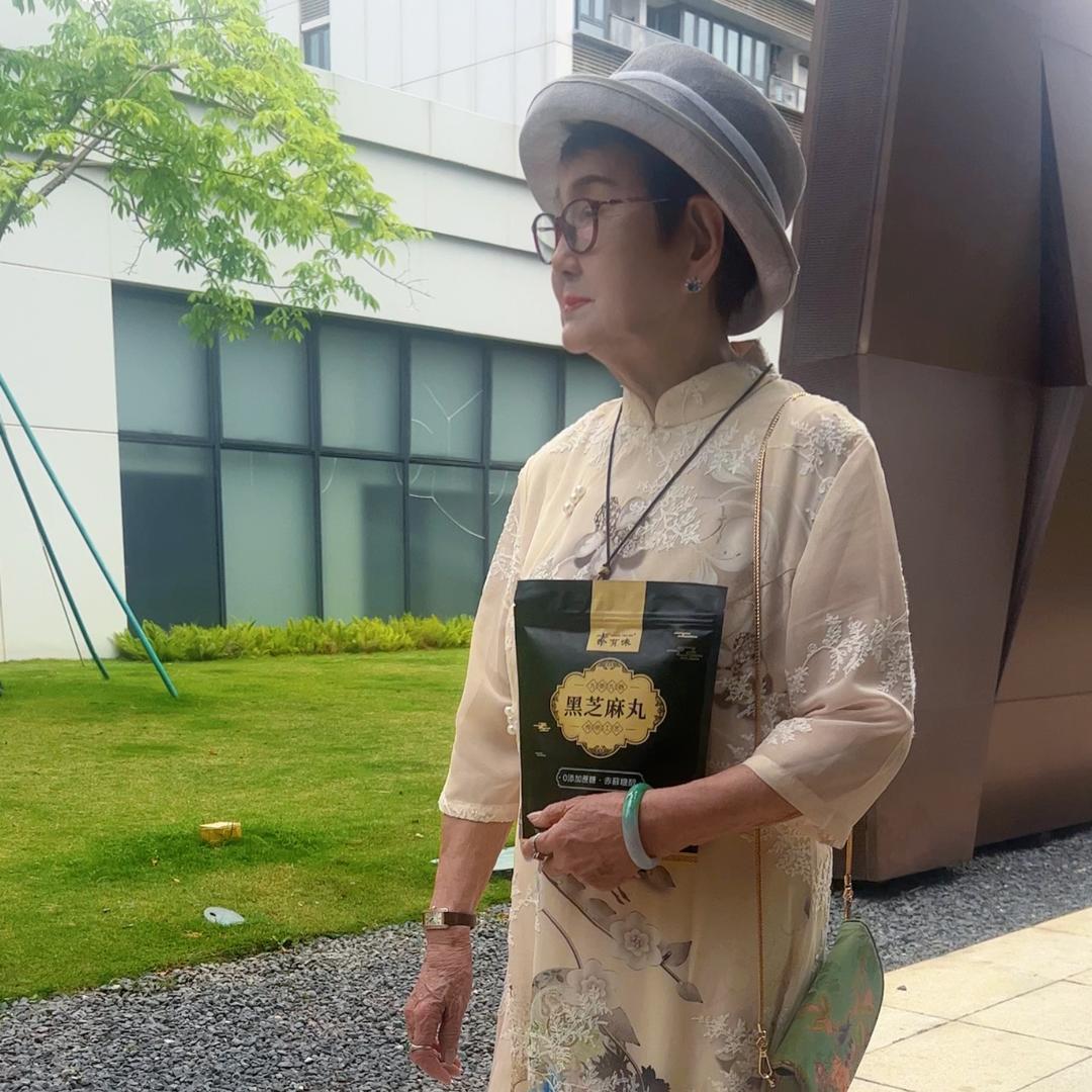 93岁吴胜明爱健康