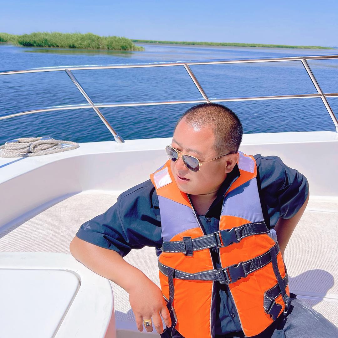 海哥爱偷吃
