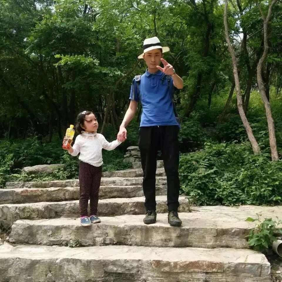 岑小岑
