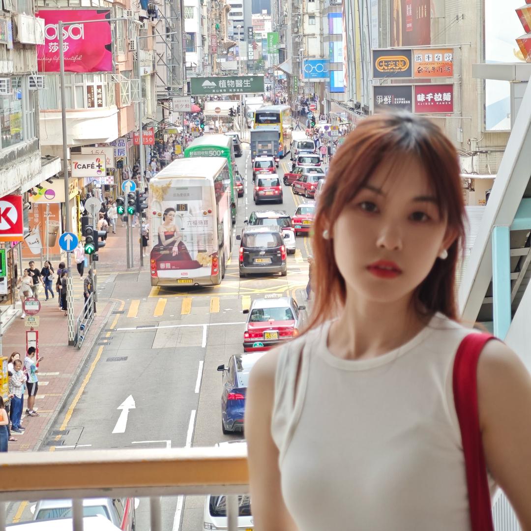 我肚子才不圆