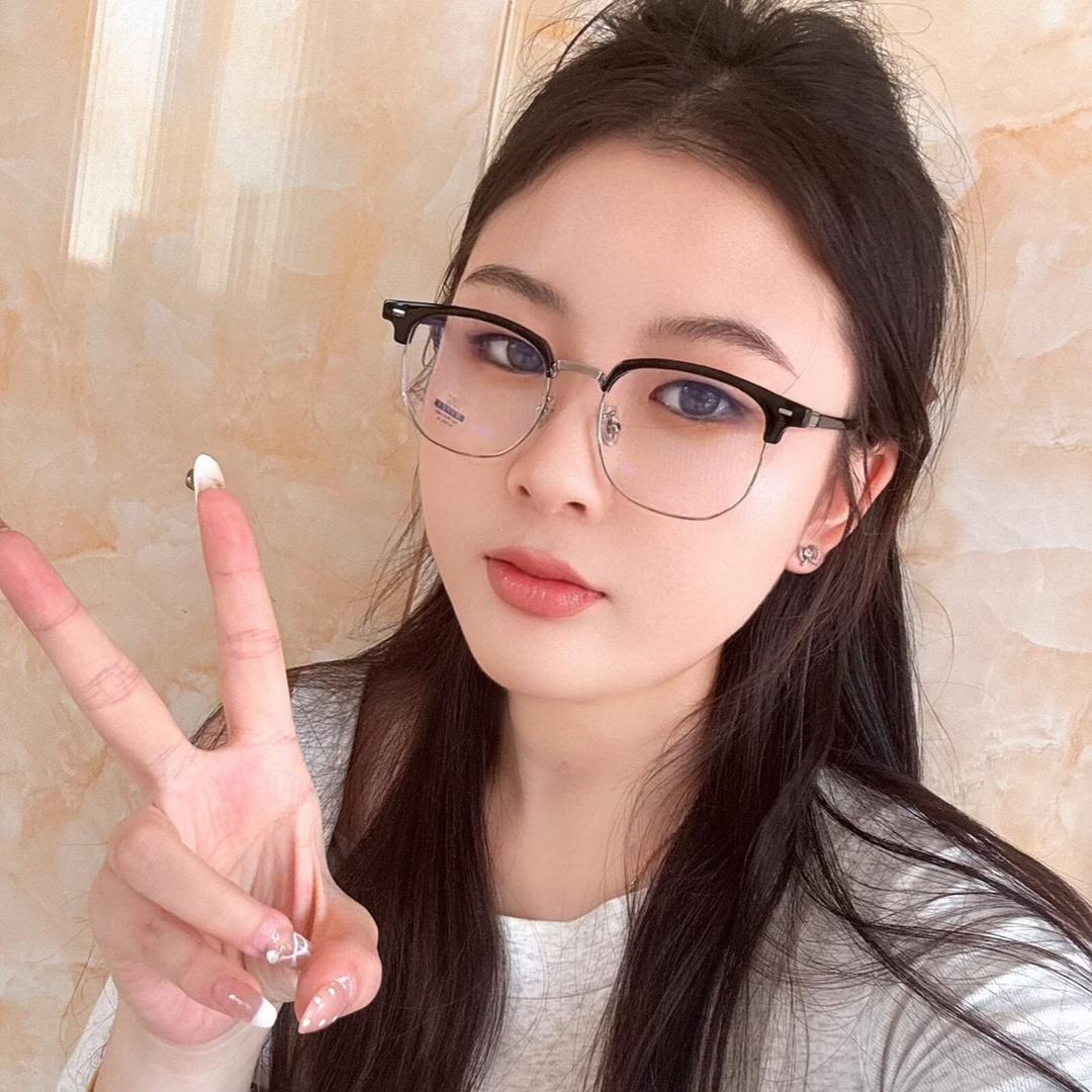初一
