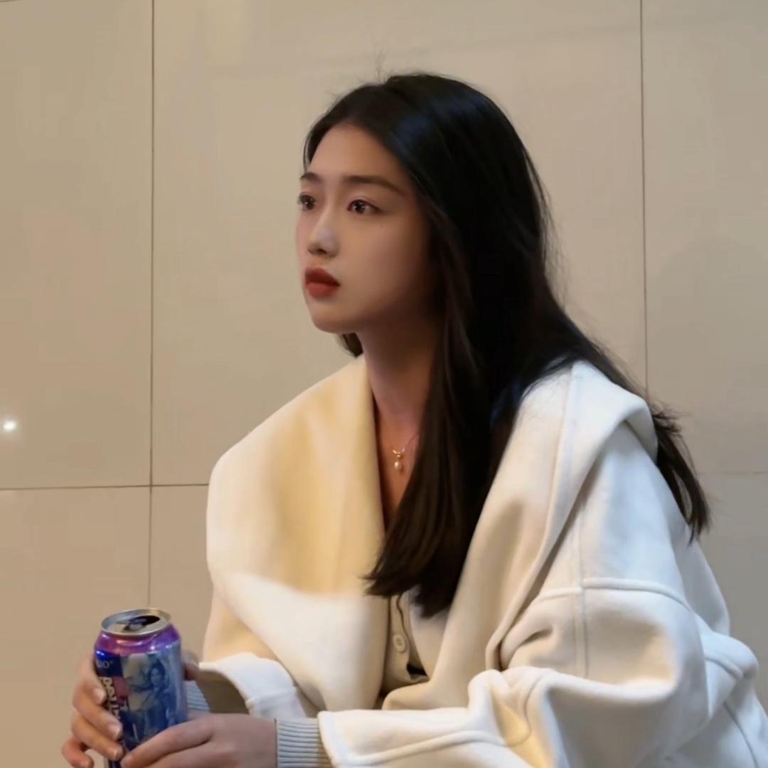 蓝梅子酱🫐