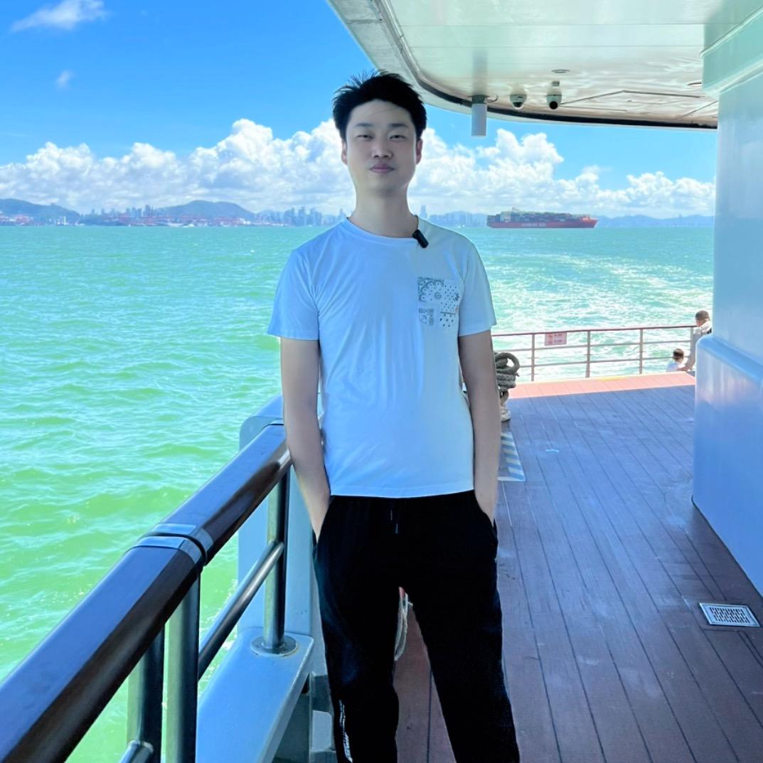 李勇