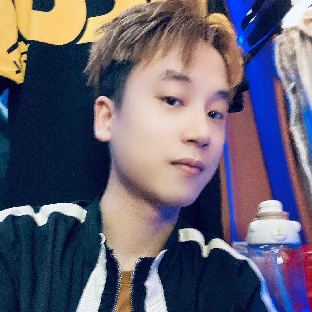 恭囍发财服饰