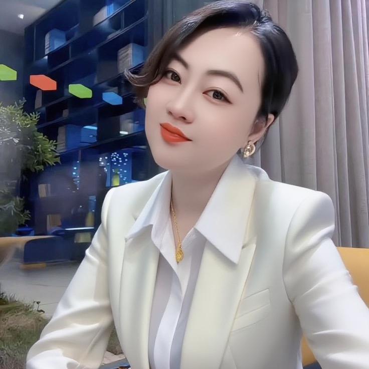 静静🍀（不配爱情）