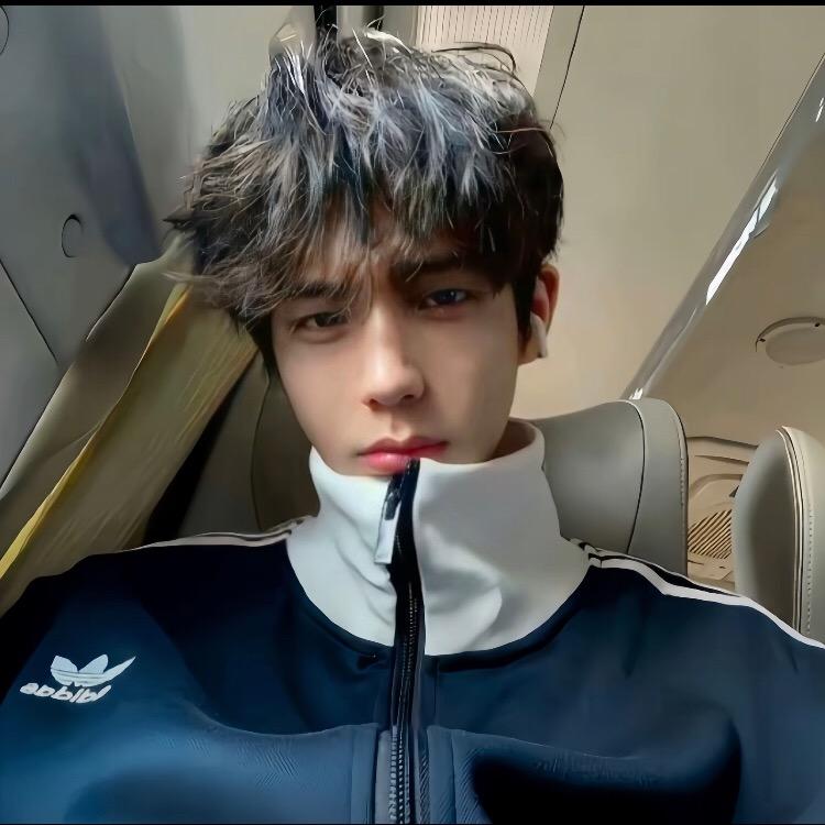 小亓又困le୧⍤⃝🏸