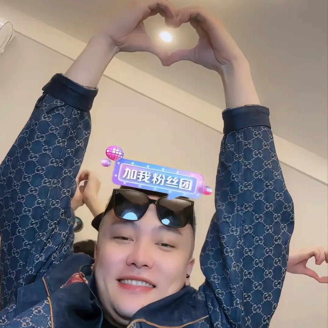 大哥果🚶🏻‍♂️