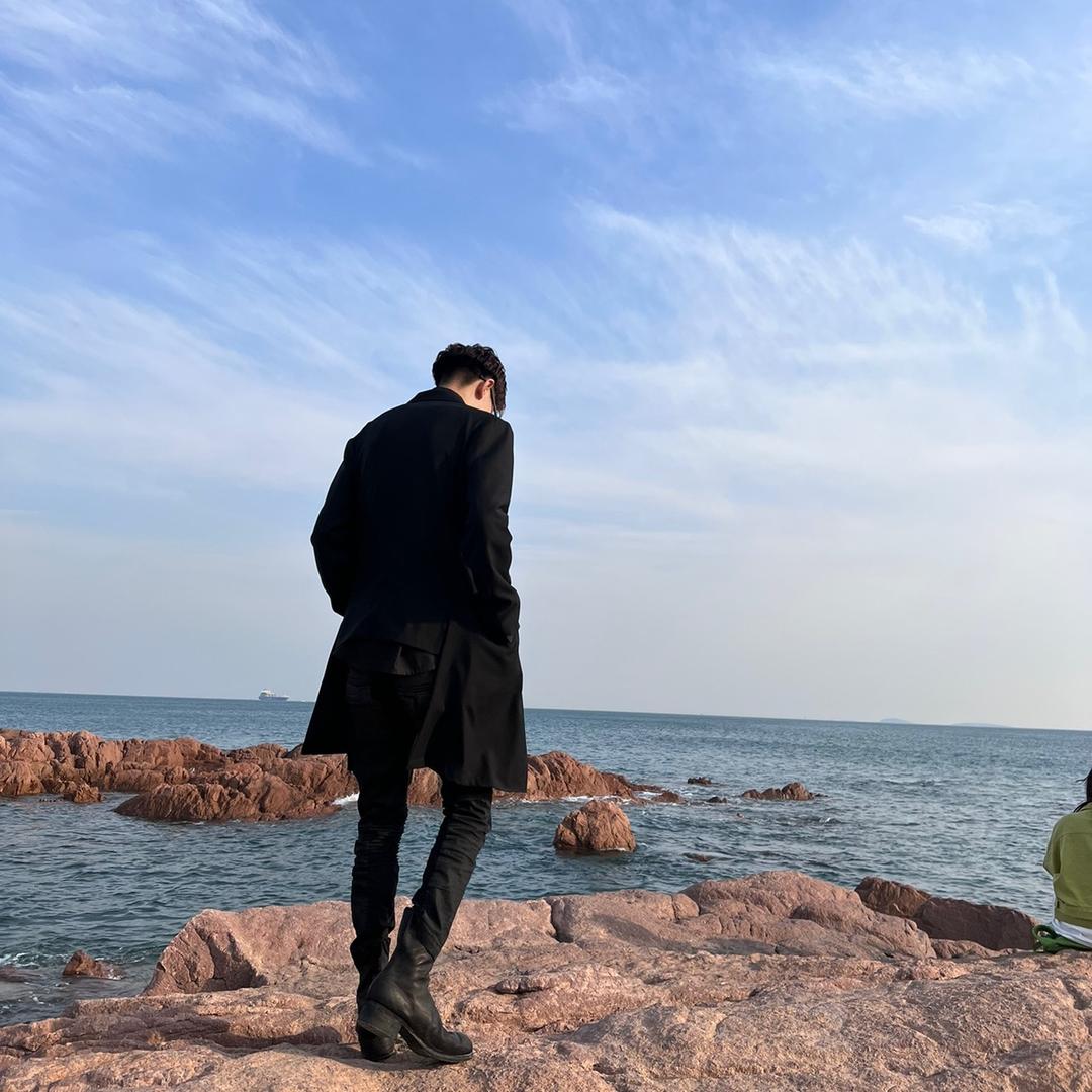 - 蓝鲸. 🐳