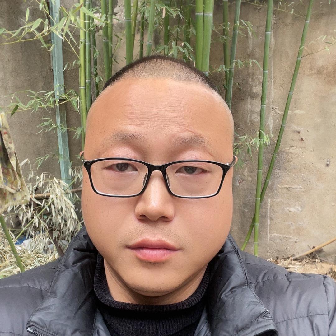 卖灯小哥