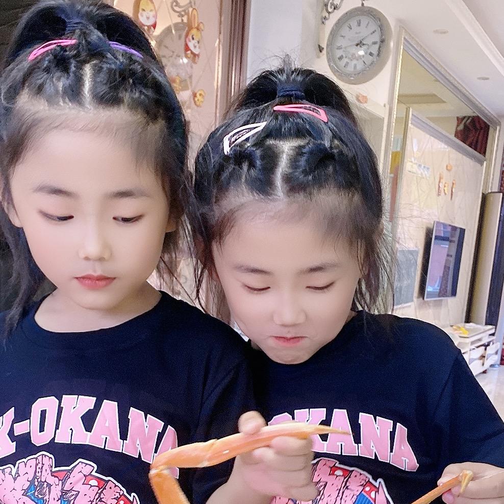 双胞胎和她的拎包助理