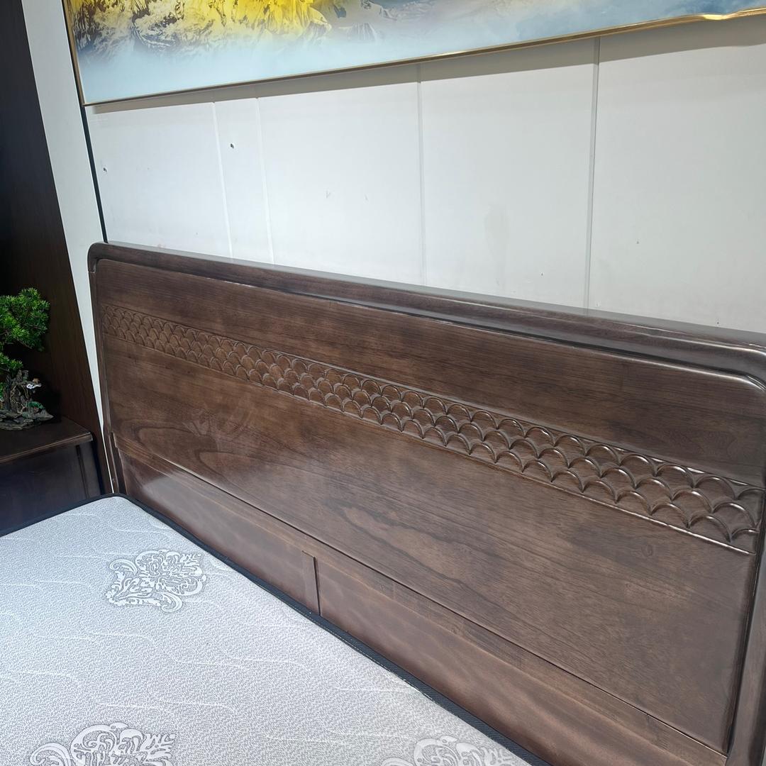 实木床精选工厂店