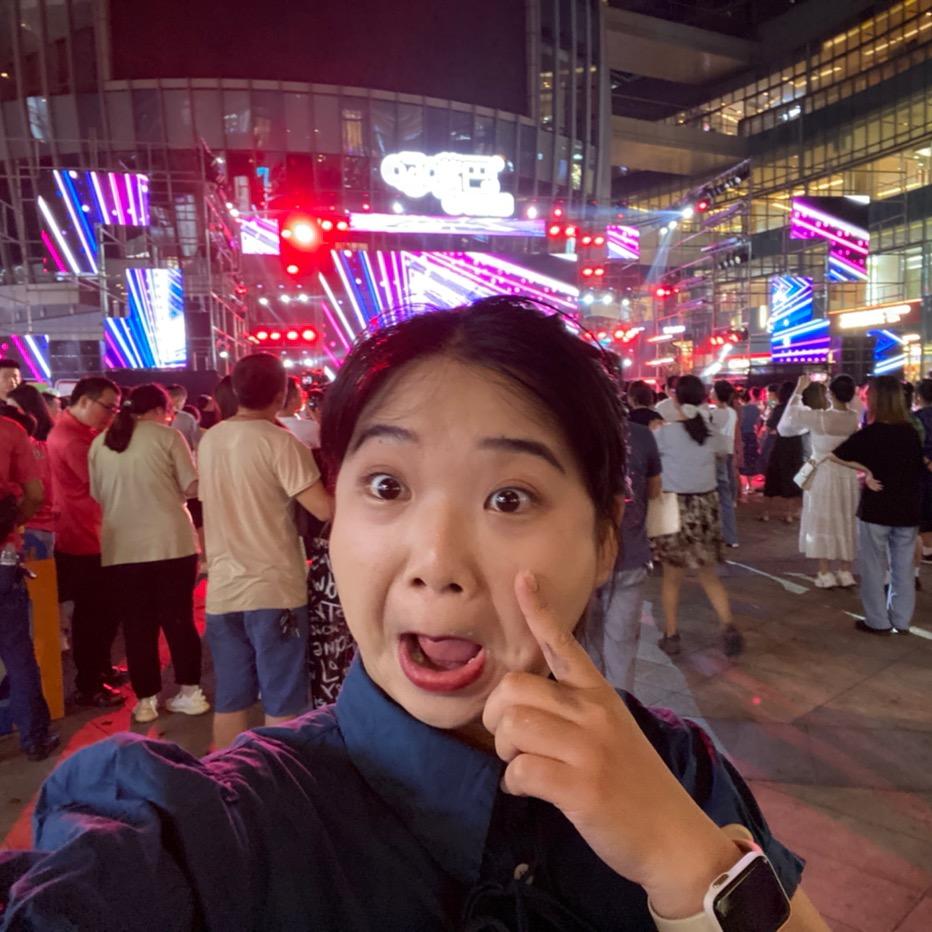 好事会发生在芳芳身上