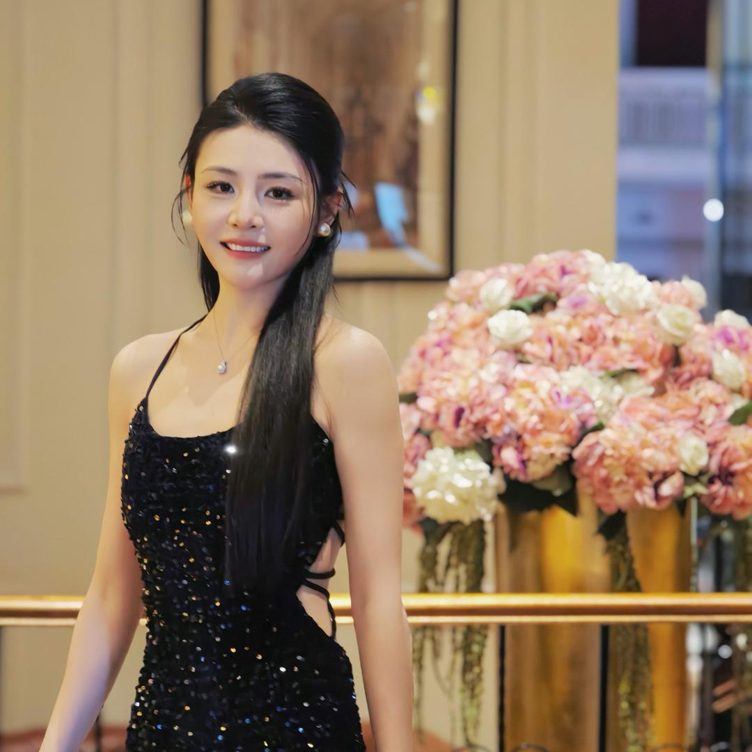 乐七又饿了（不定时21点直播）