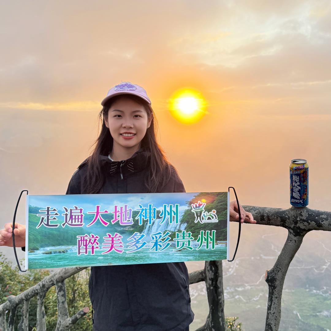 小佩番茄鸡摸鱼号