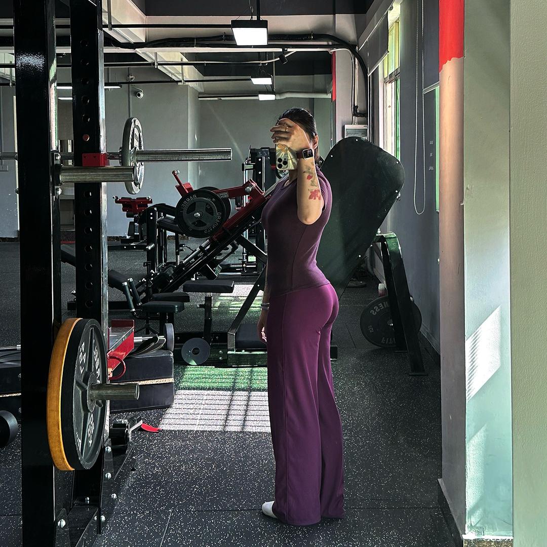 脾气暴躁那女的