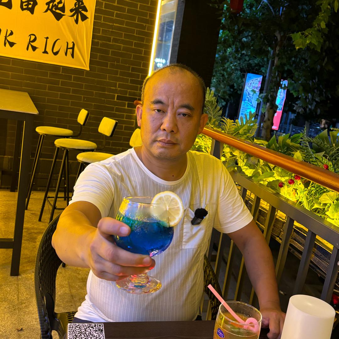 黄老头！吃喝玩乐探店！