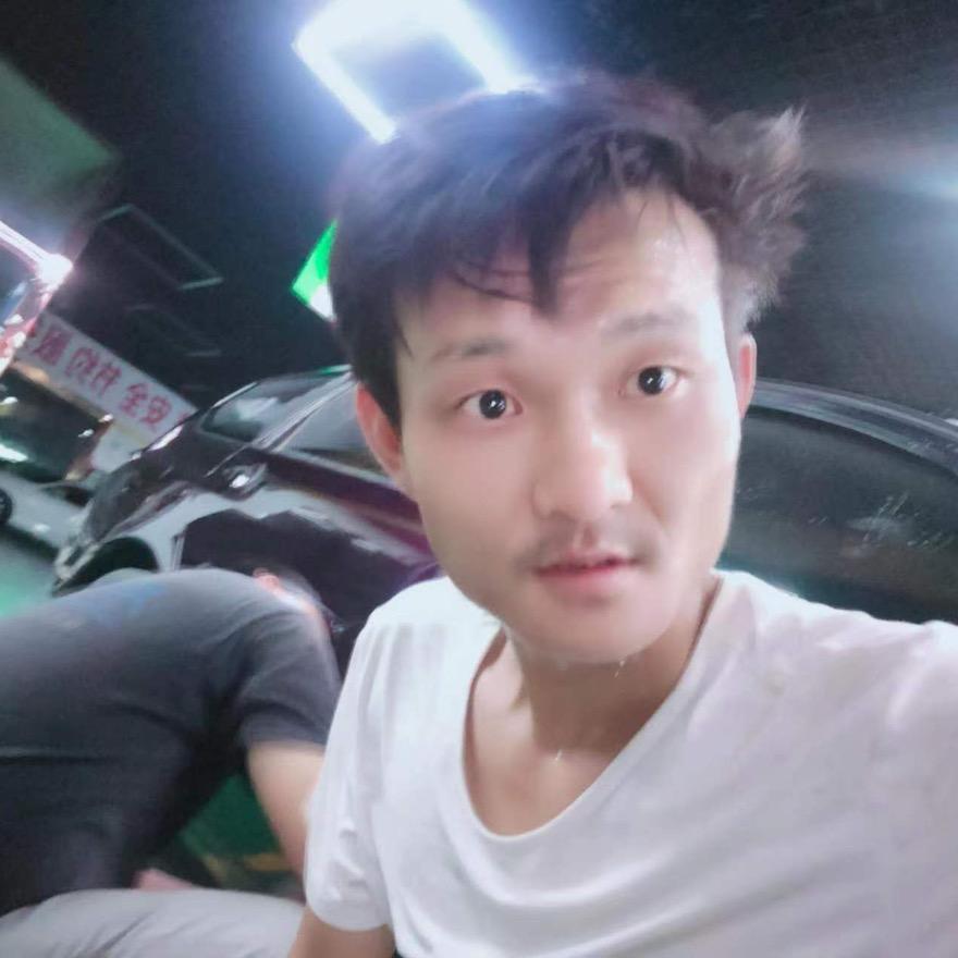 昆山汤伍钣喷(阿伍)