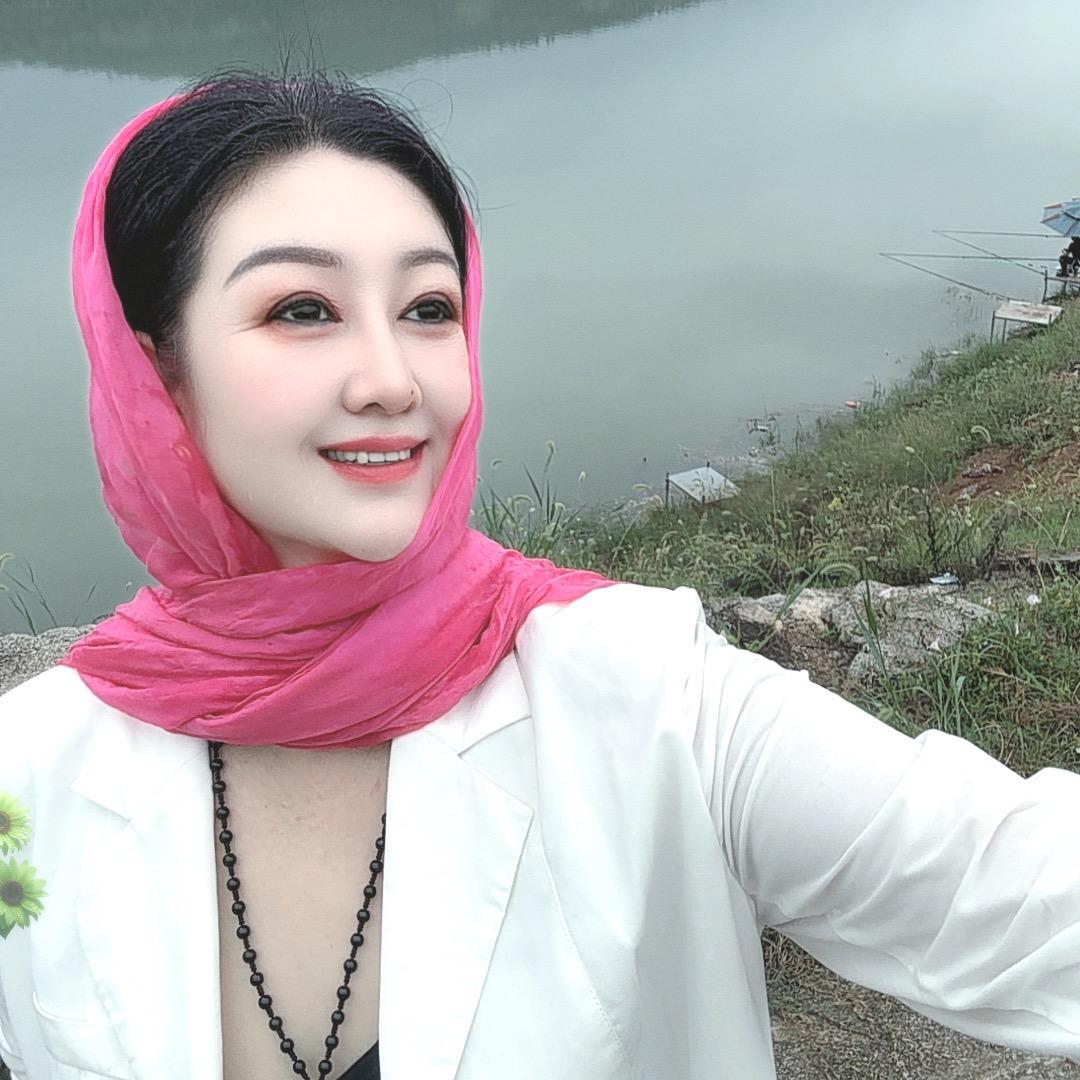 阜相遇大嫂说媒