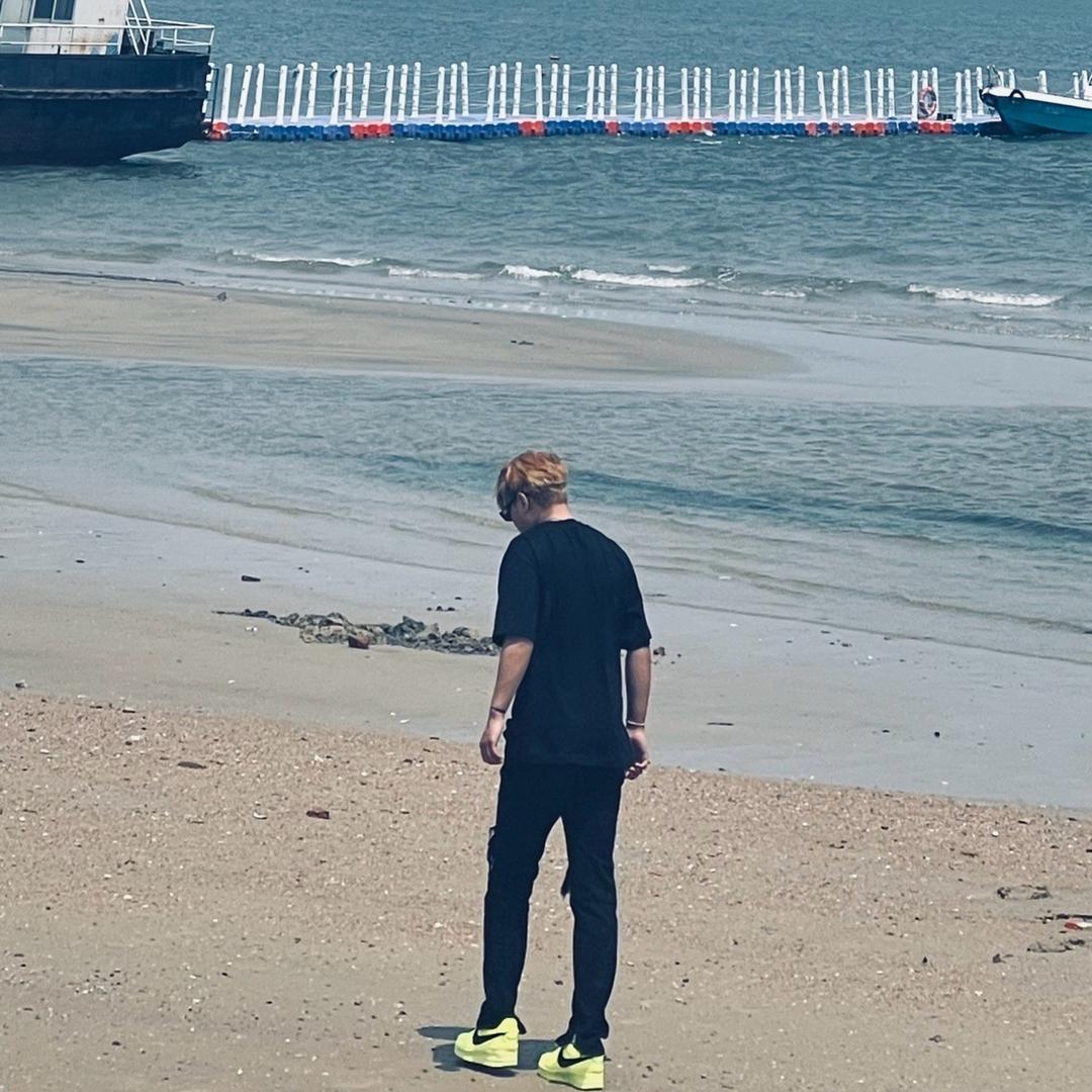 韛川🕶️