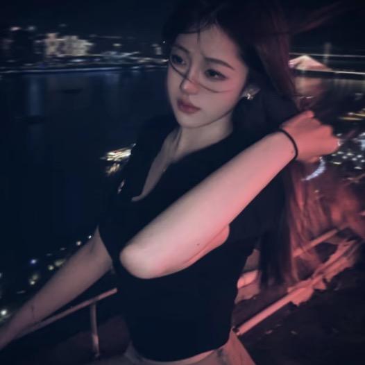 别说爱我@