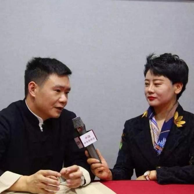 陕二哥:谭老师