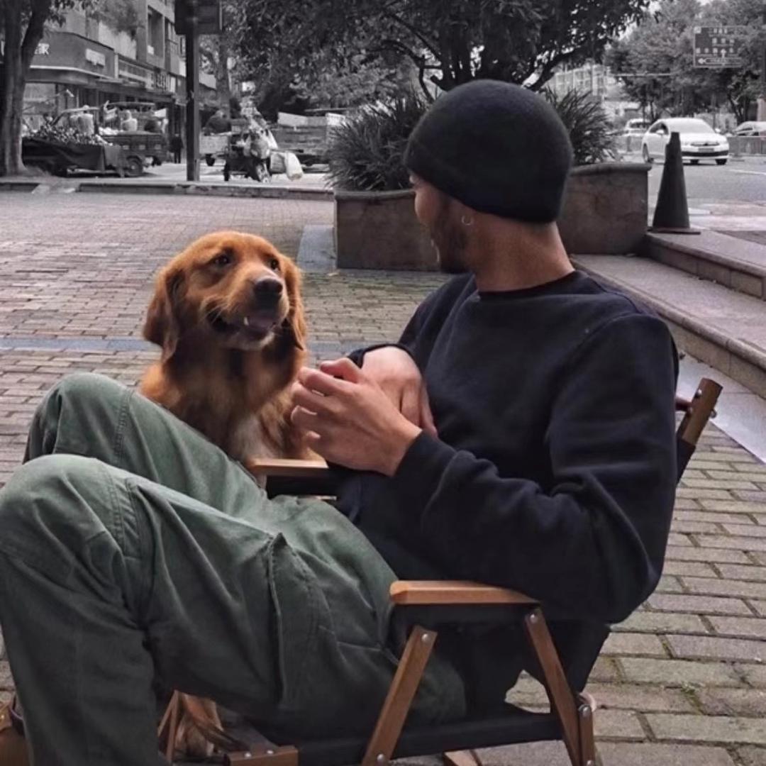 会游泳的小叔叔