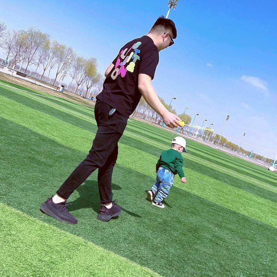 吴忠市利通区铁锤男装