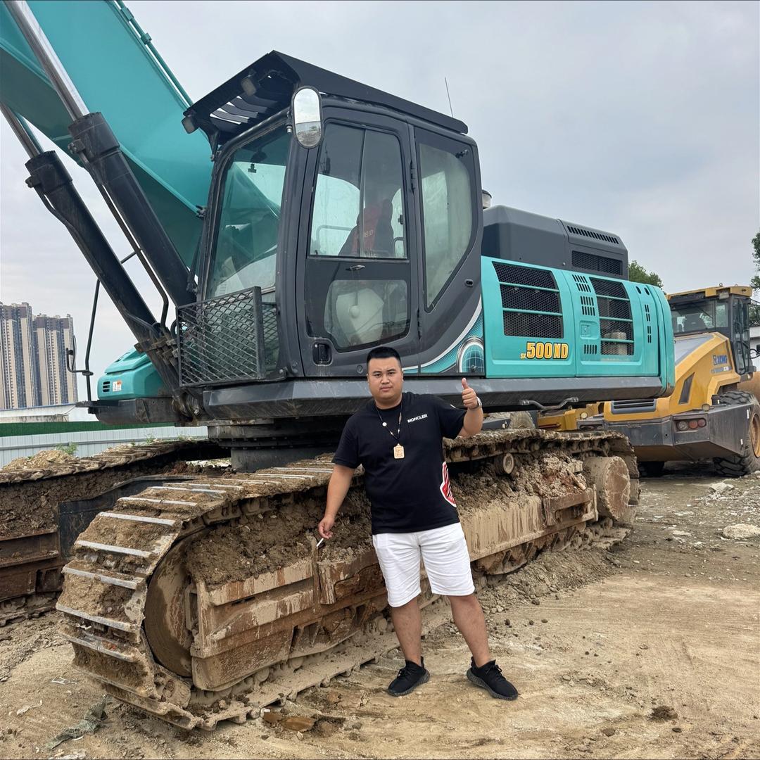 成都二手工程机械刘益志