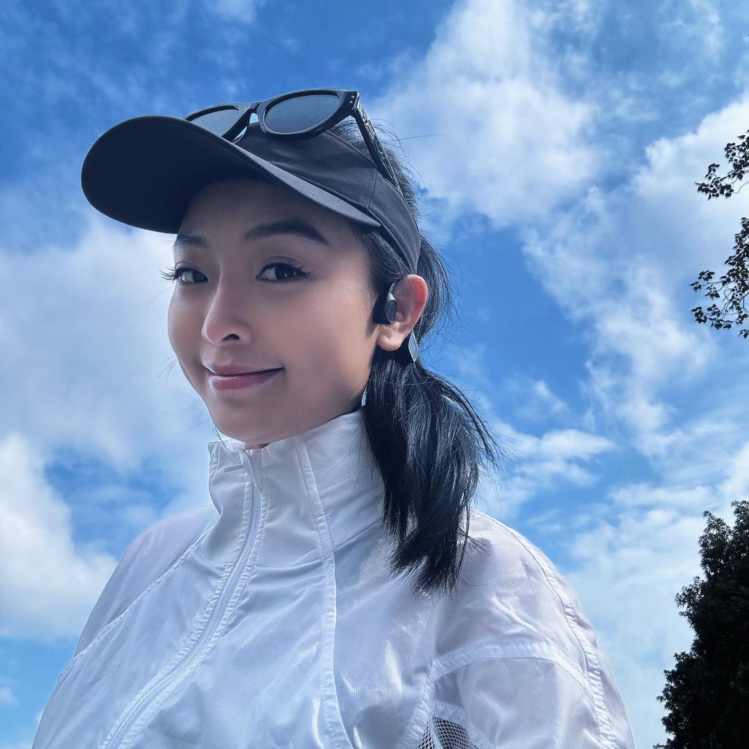 李妍