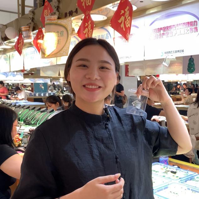 兰兰帮富婆跑腿