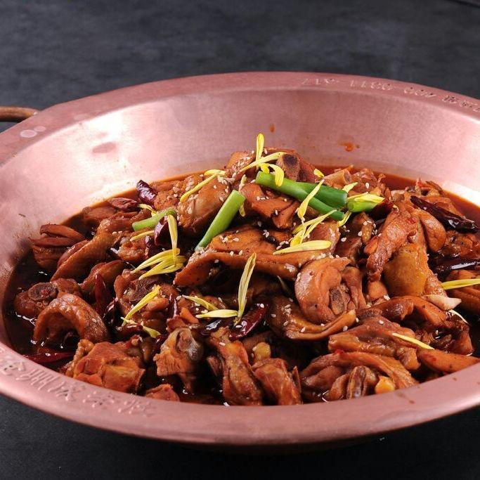 郑商南苑一楼狮门火锅鸡恒