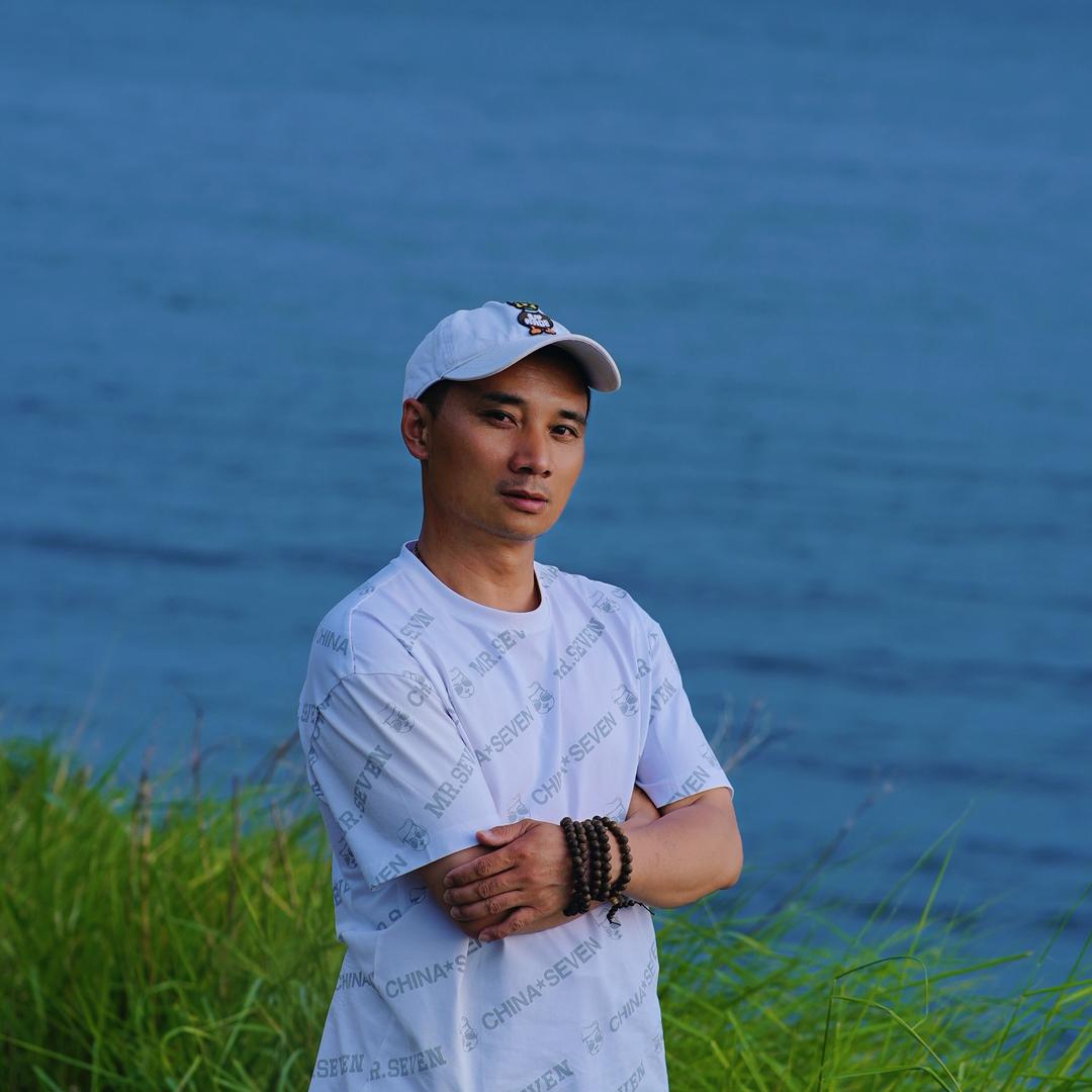 表哥超爱玩