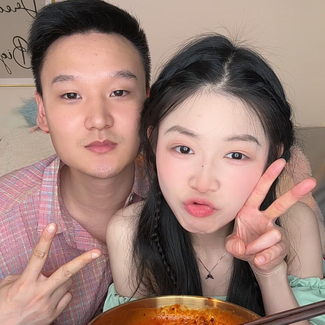 小张哥哥开饭啦（晚23点播）