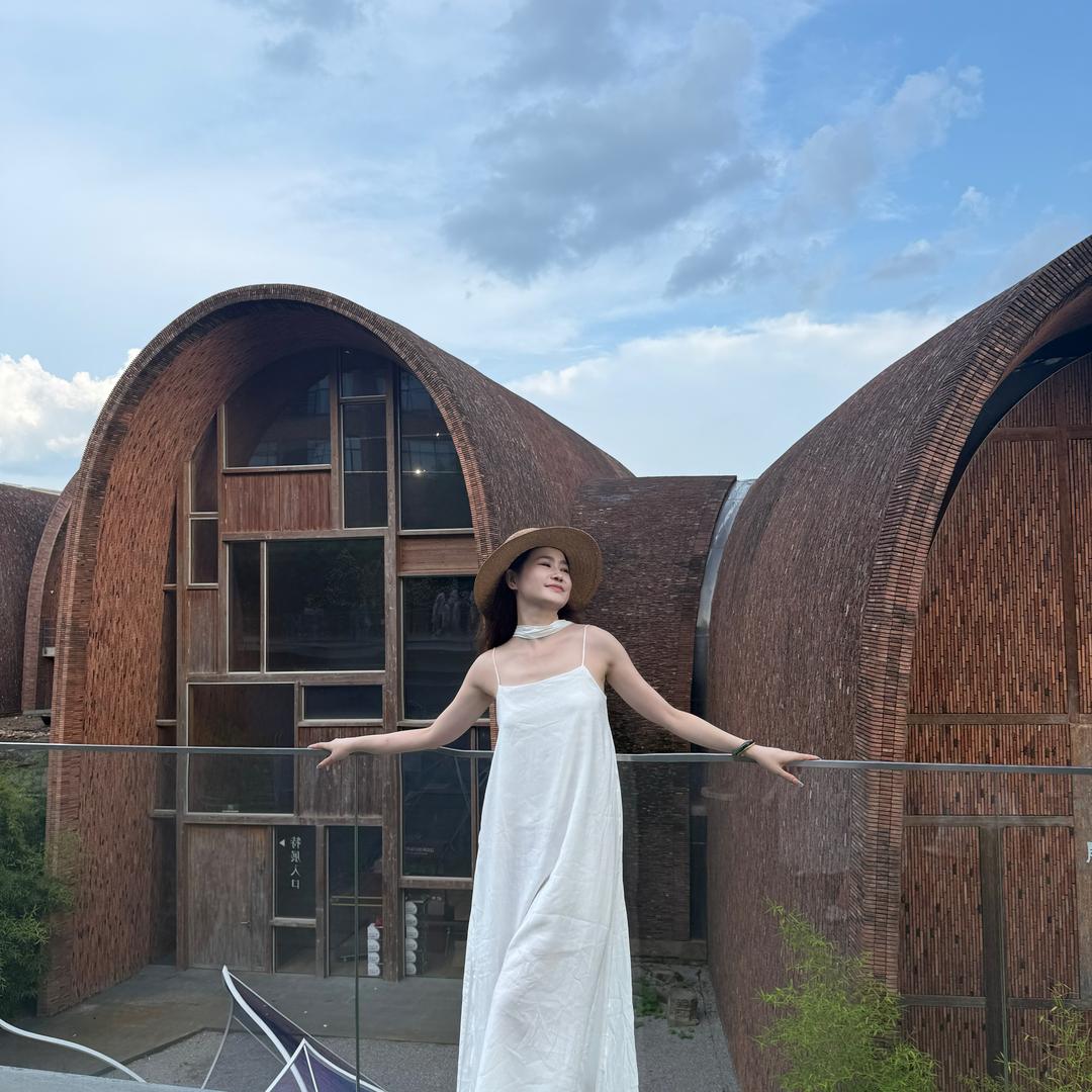 万安柔曼艺术-谢婷婷